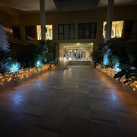 Cherry Apartment Bukares Bagian luar foto