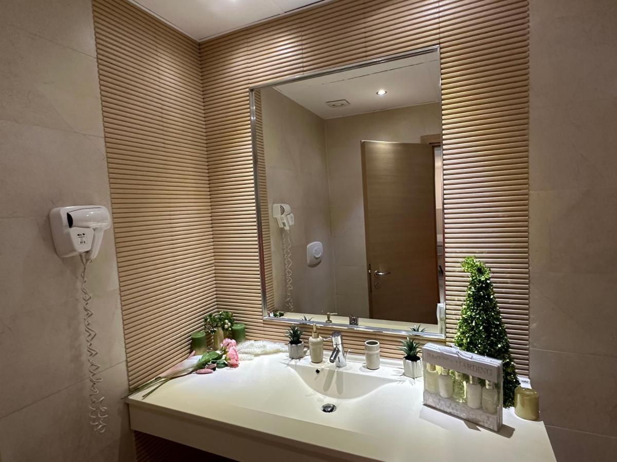 Cherry Apartment Bukares Bagian luar foto