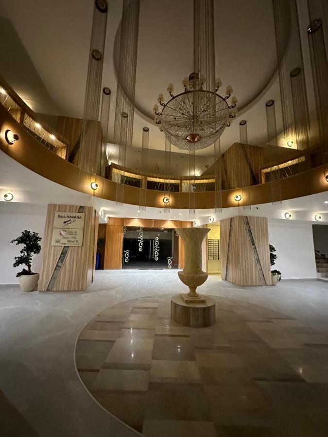 Cherry Apartment Bukares Bagian luar foto