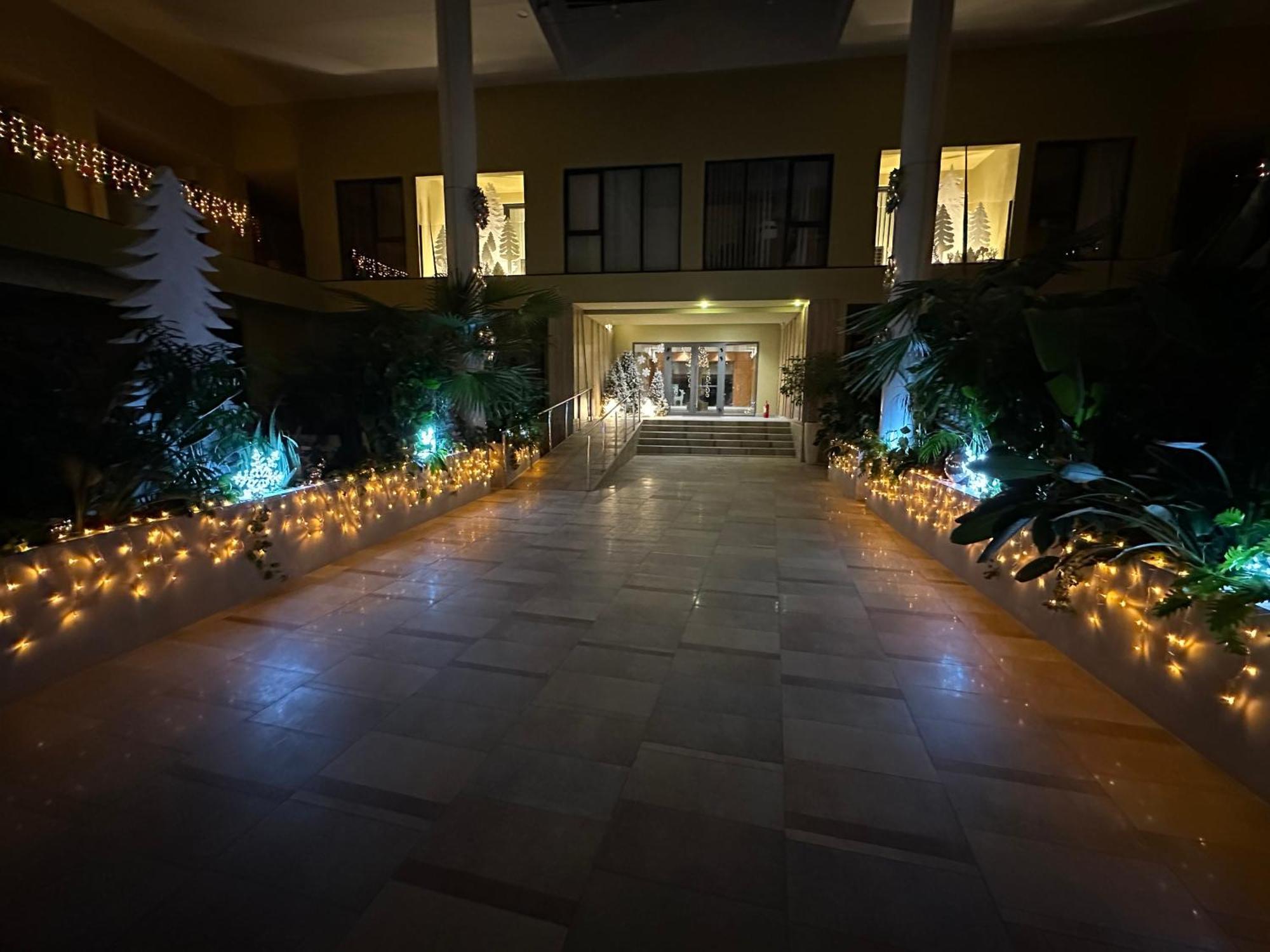 Cherry Apartment Bukares Bagian luar foto